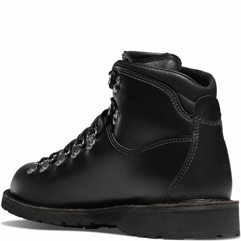 Black Danner Mountain Pass Men's Hiking Boots | 89439