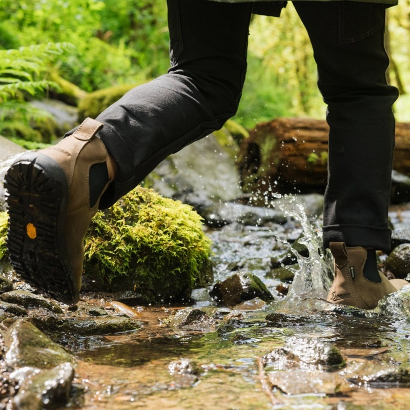 Brown Danner Tramline Chelsea 917 GTX Women's Chelsea Boots | 80280